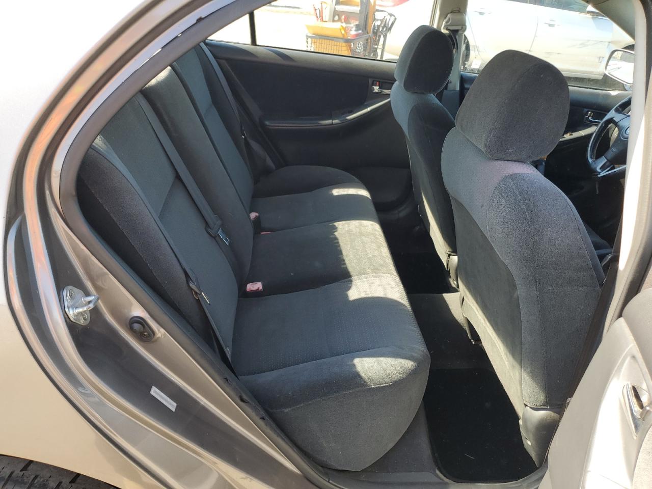 2004 Toyota Corolla Ce VIN: 1NXBR32E64Z213831 Lot: 64237074