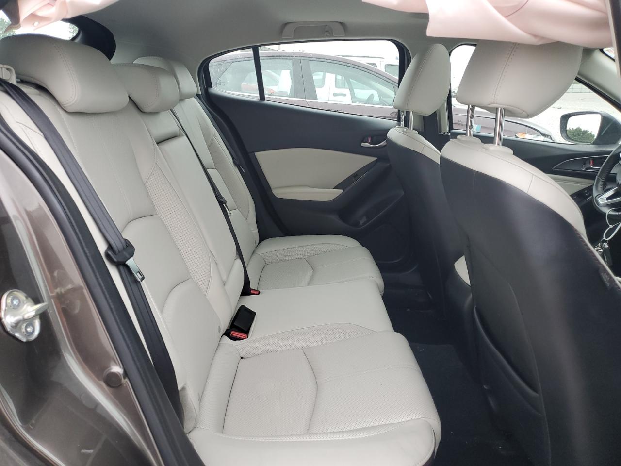 2018 Mazda 3 Grand Touring VIN: 3MZBN1M31JM175132 Lot: 61784564