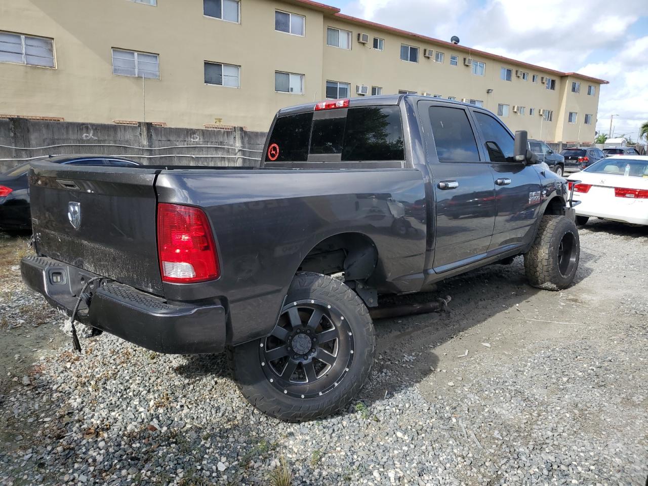 2015 Ram 2500 Slt VIN: 3C6UR5DL1FG562641 Lot: 64601874