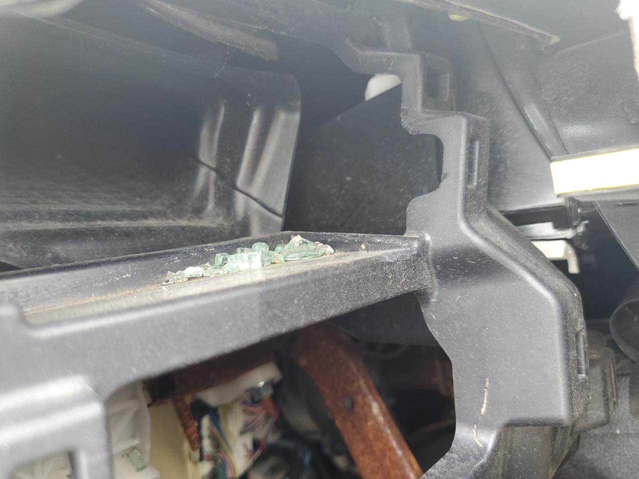 4t1bf1fk1eu850995 4T1BF1FK1EU850995 2014 Toyota Camry L