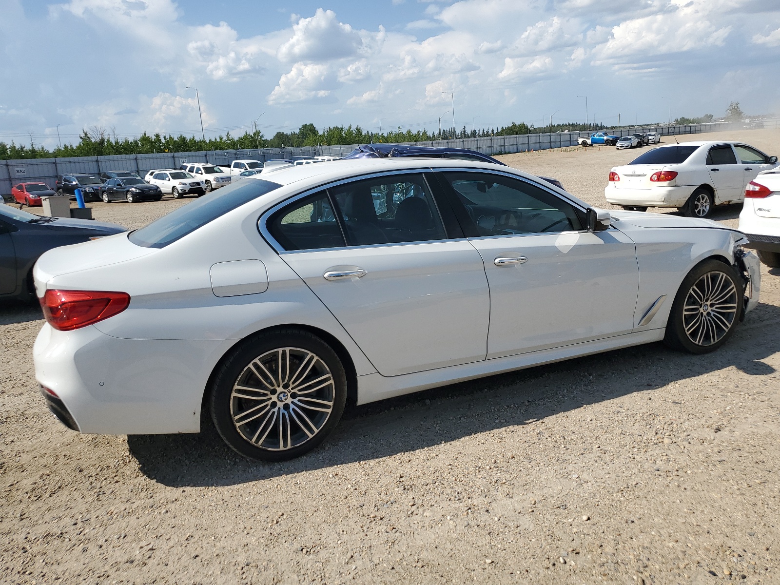 WBAJA7C52JG908814 2018 BMW 530 Xi