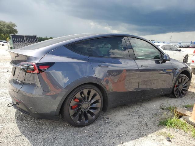  TESLA MODEL Y 2023 Серый