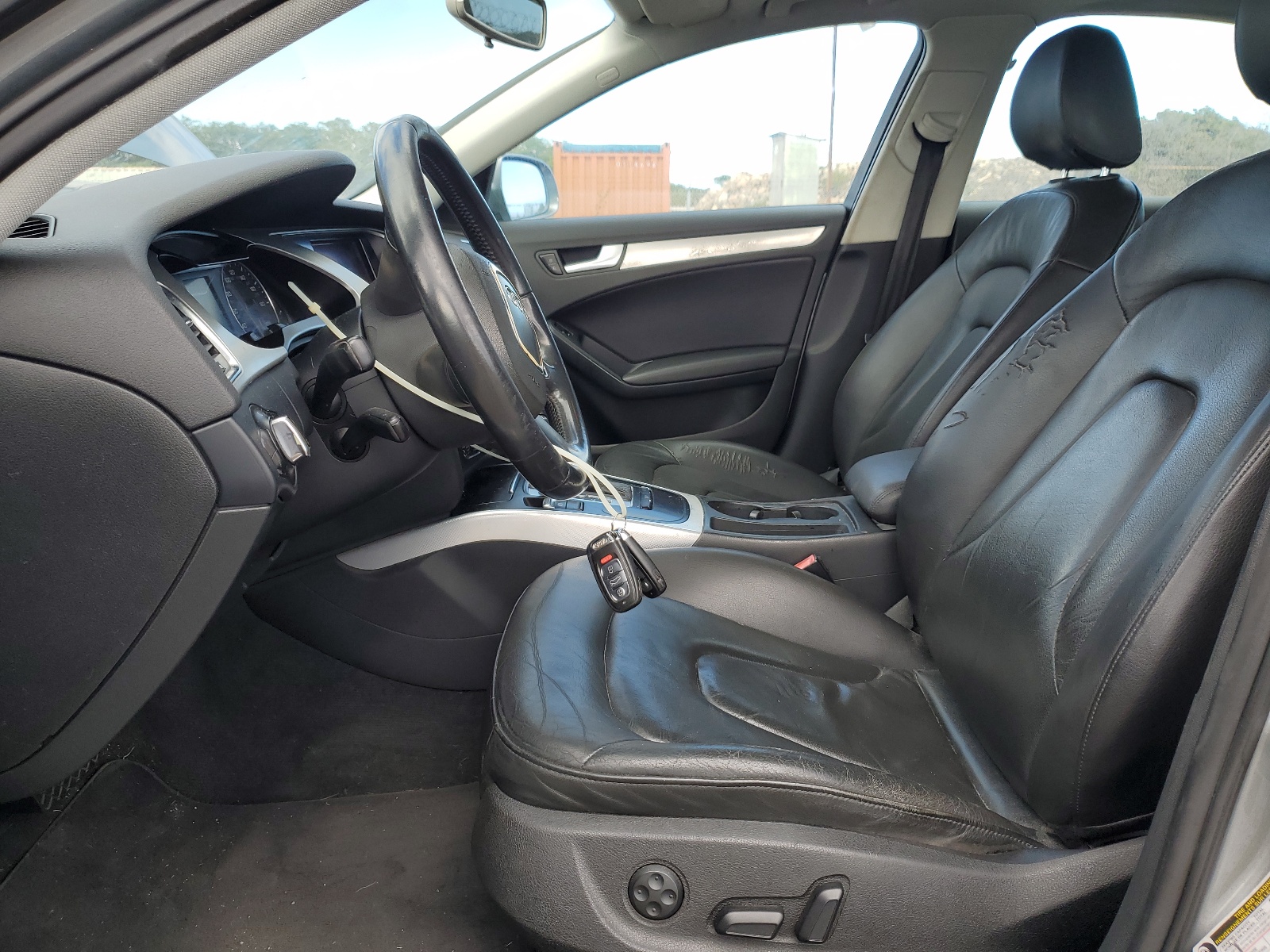 WAUAFAFL3BN046872 2011 Audi A4 Premium