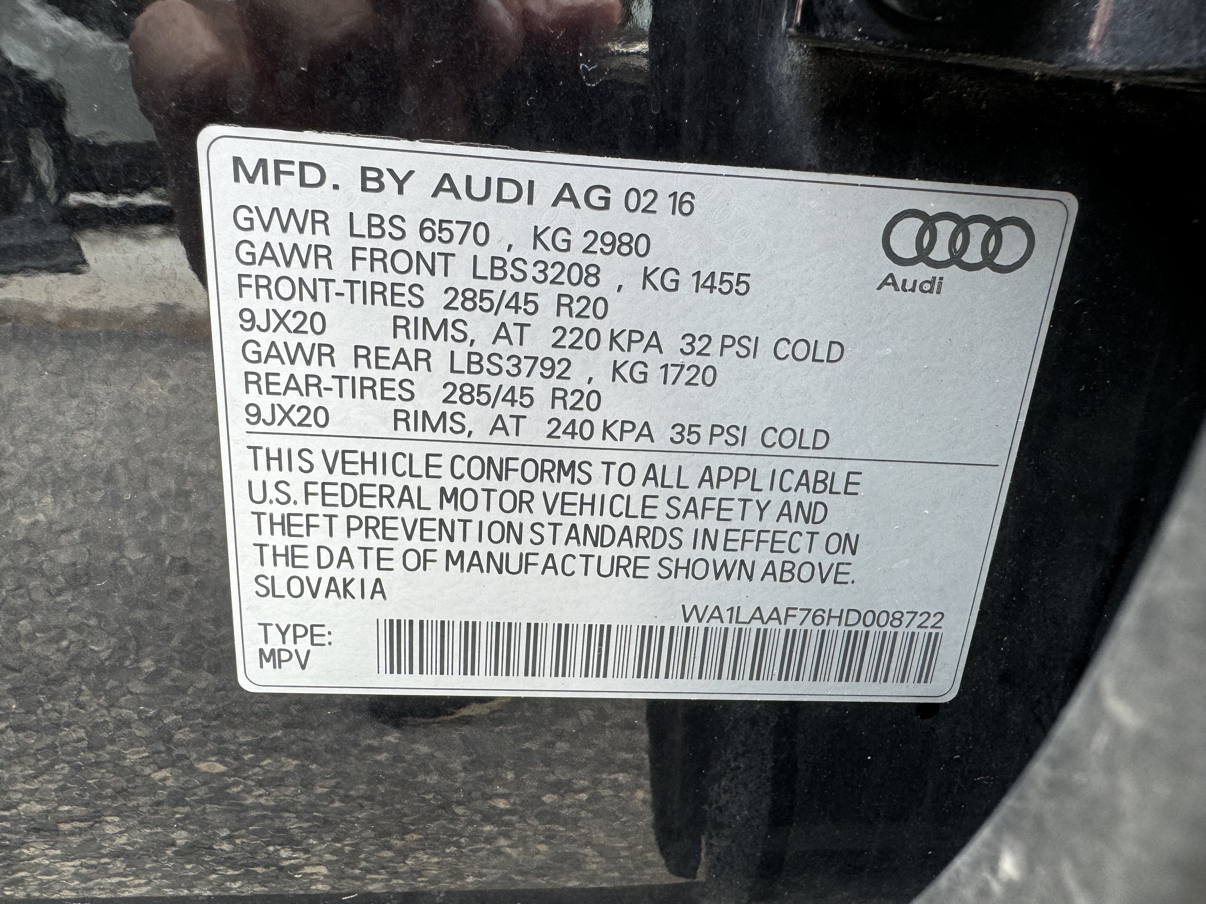 WA1LAAF76HD008722 2017 Audi Q7 Premium Plus