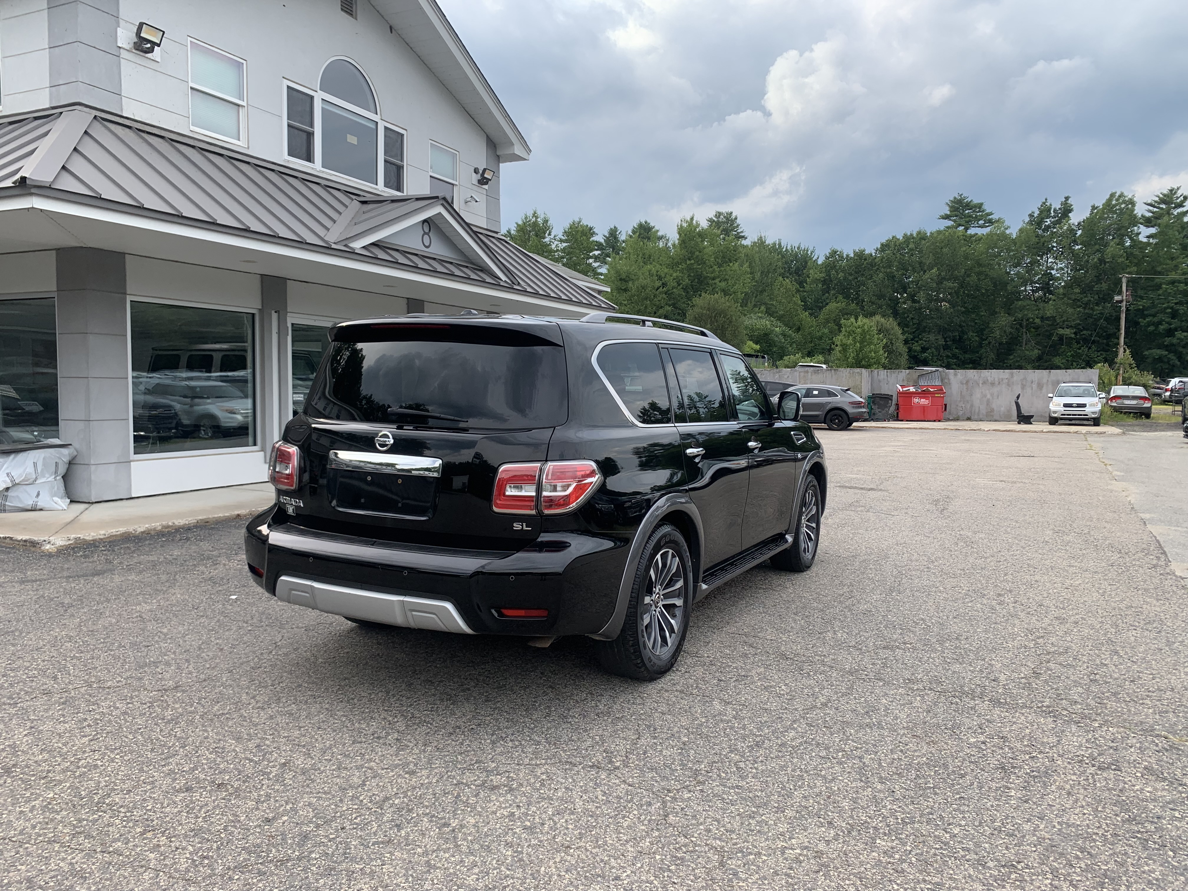 JN8AY2NC2H9510230 2017 Nissan Armada Sv