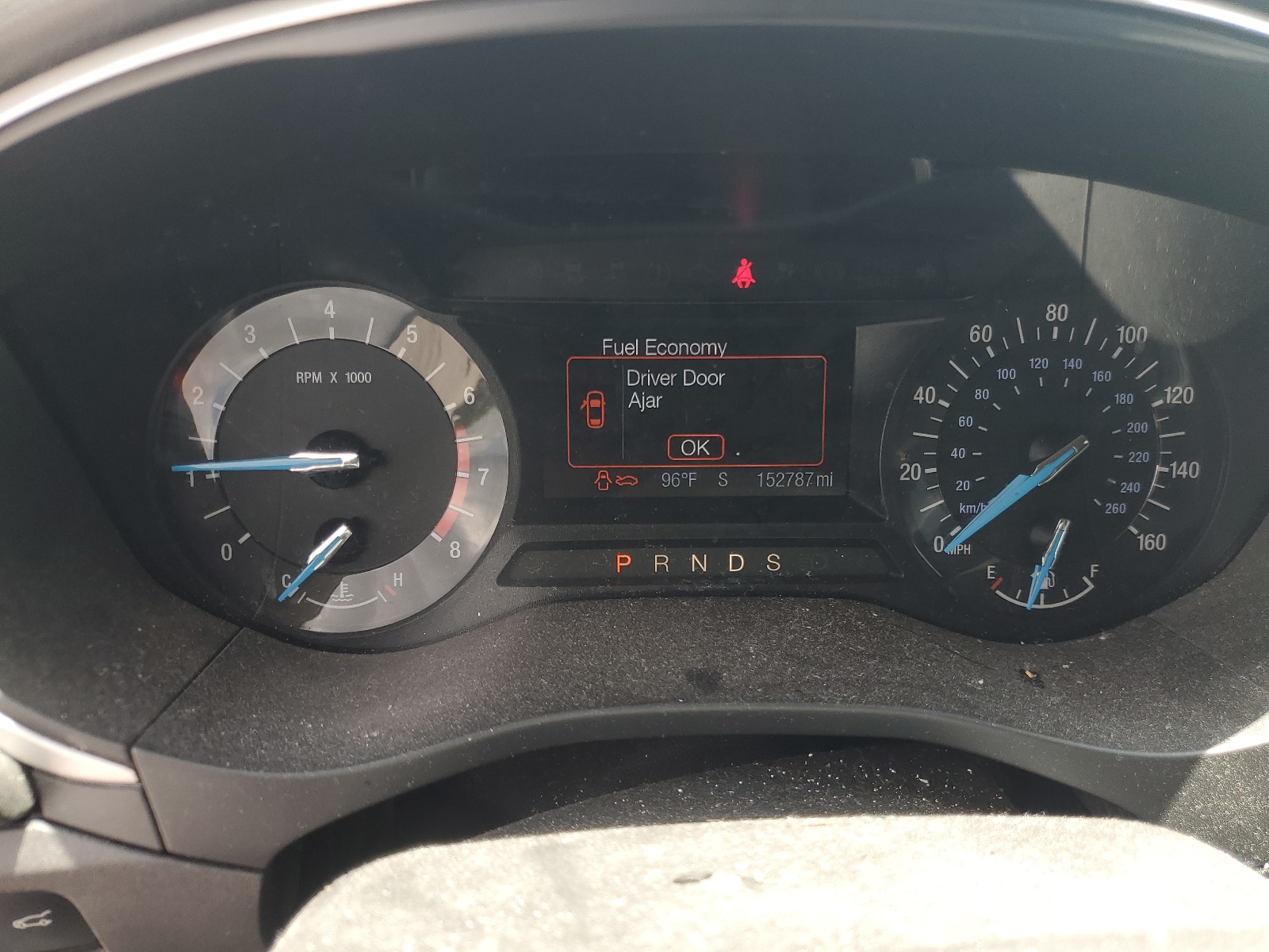 3FA6P0HD8ER133647 2014 Ford Fusion Se