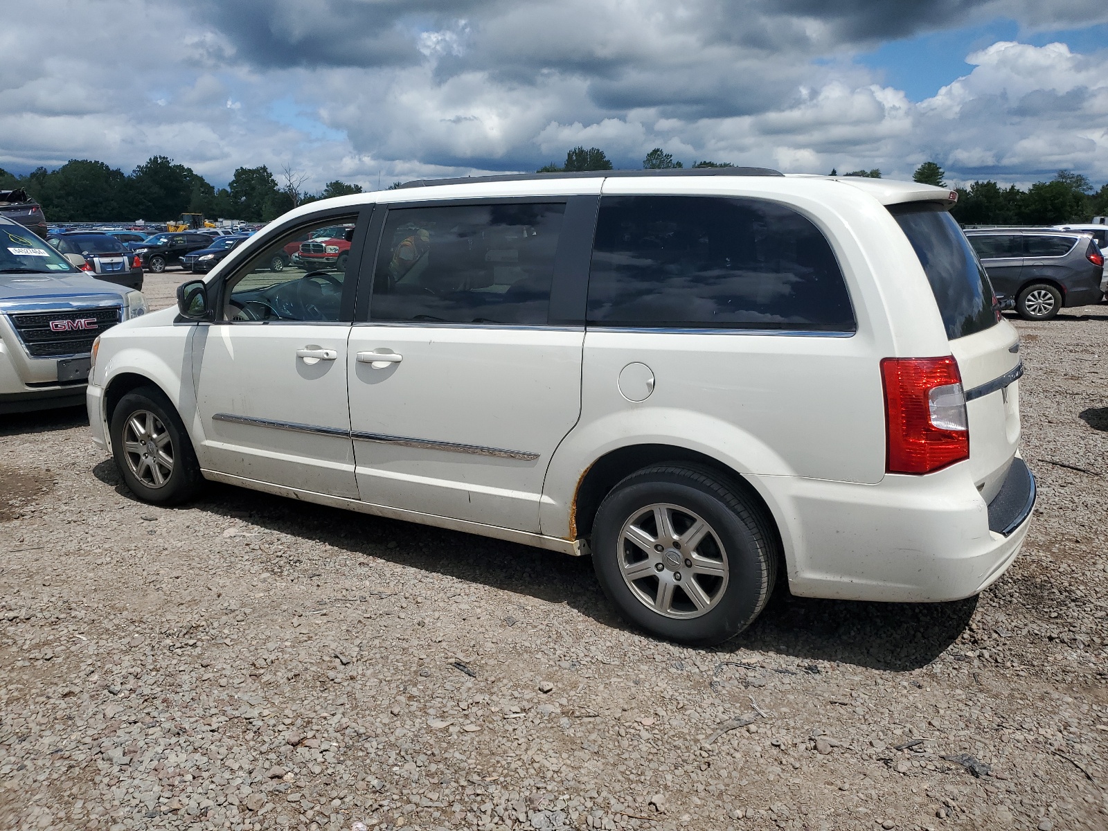 2013 Chrysler Town & Country Touring vin: 2C4RC1BG8DR555854