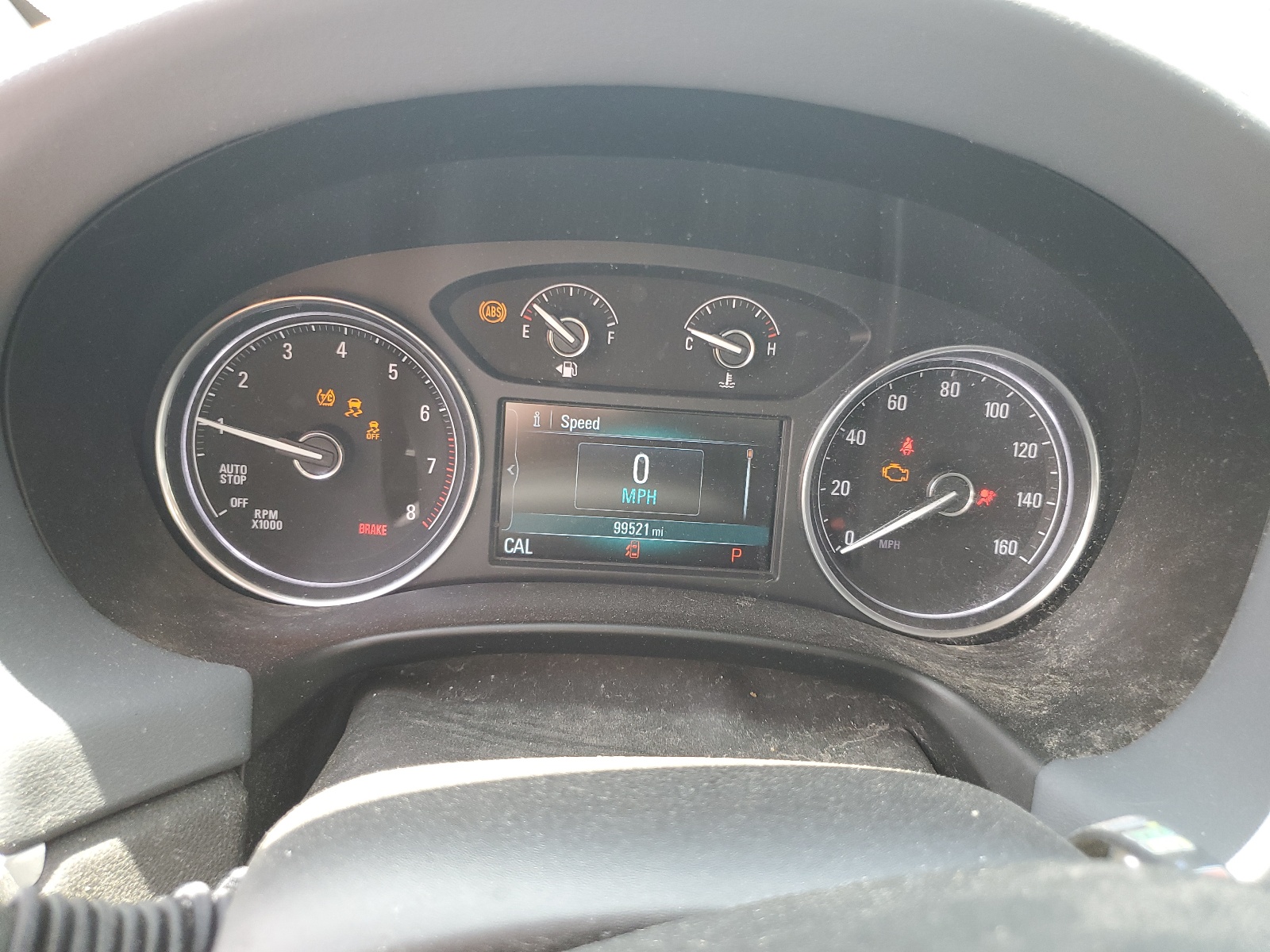 5GAERBKW1KJ170939 2019 Buick Enclave Essence