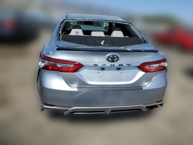  TOYOTA CAMRY 2018 Серебристый