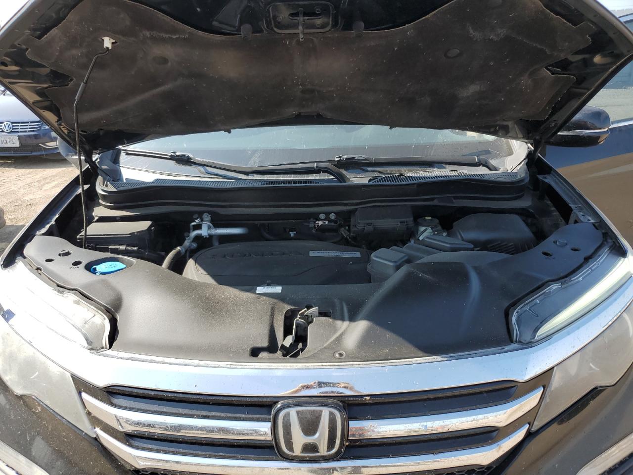 2017 Honda Pilot Elite VIN: 5FNYF6H06HB013437 Lot: 64476334