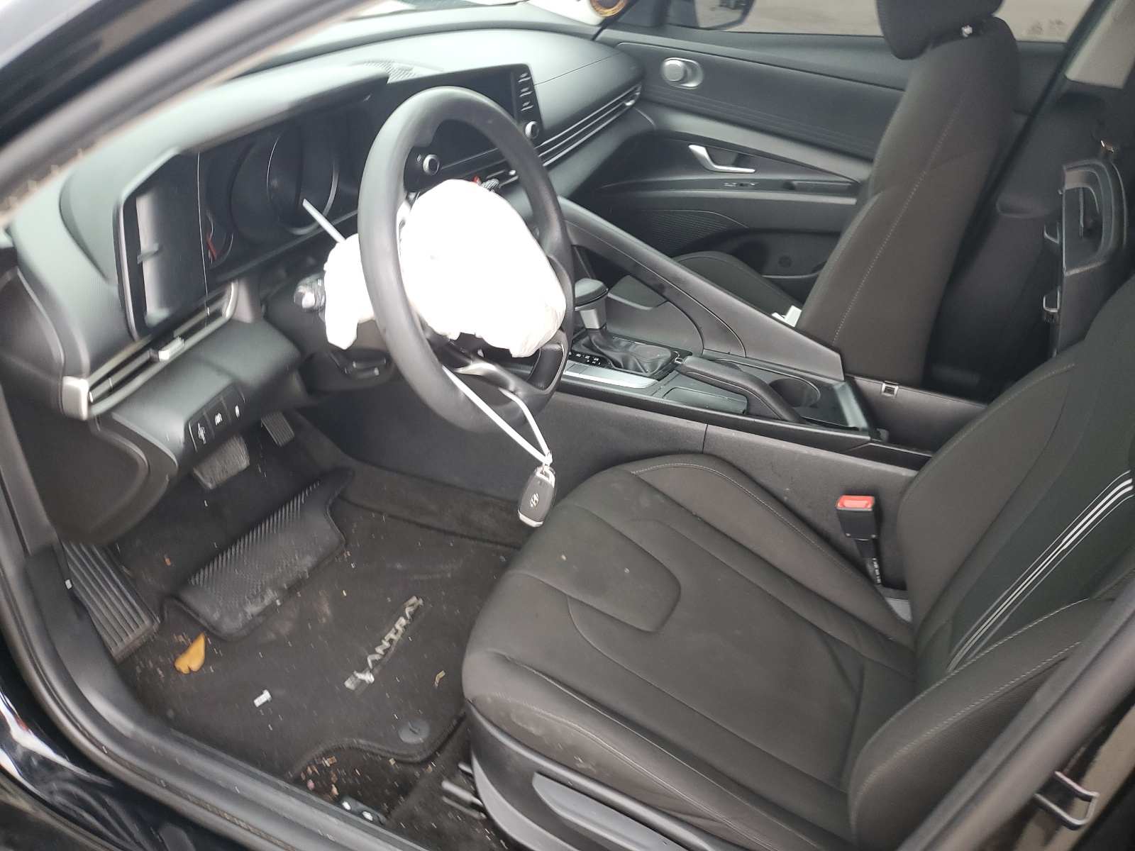 KMHLM4AGXNU361896 2022 Hyundai Elantra Sel