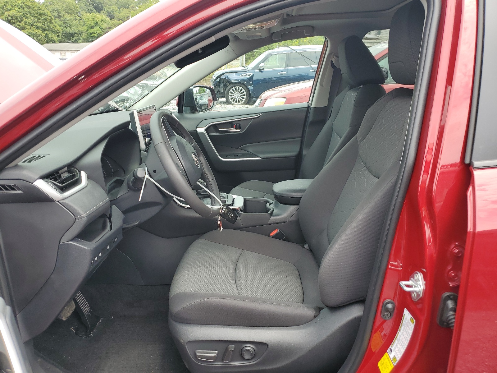 2T3P1RFV1RW436433 2024 Toyota Rav4 Xle