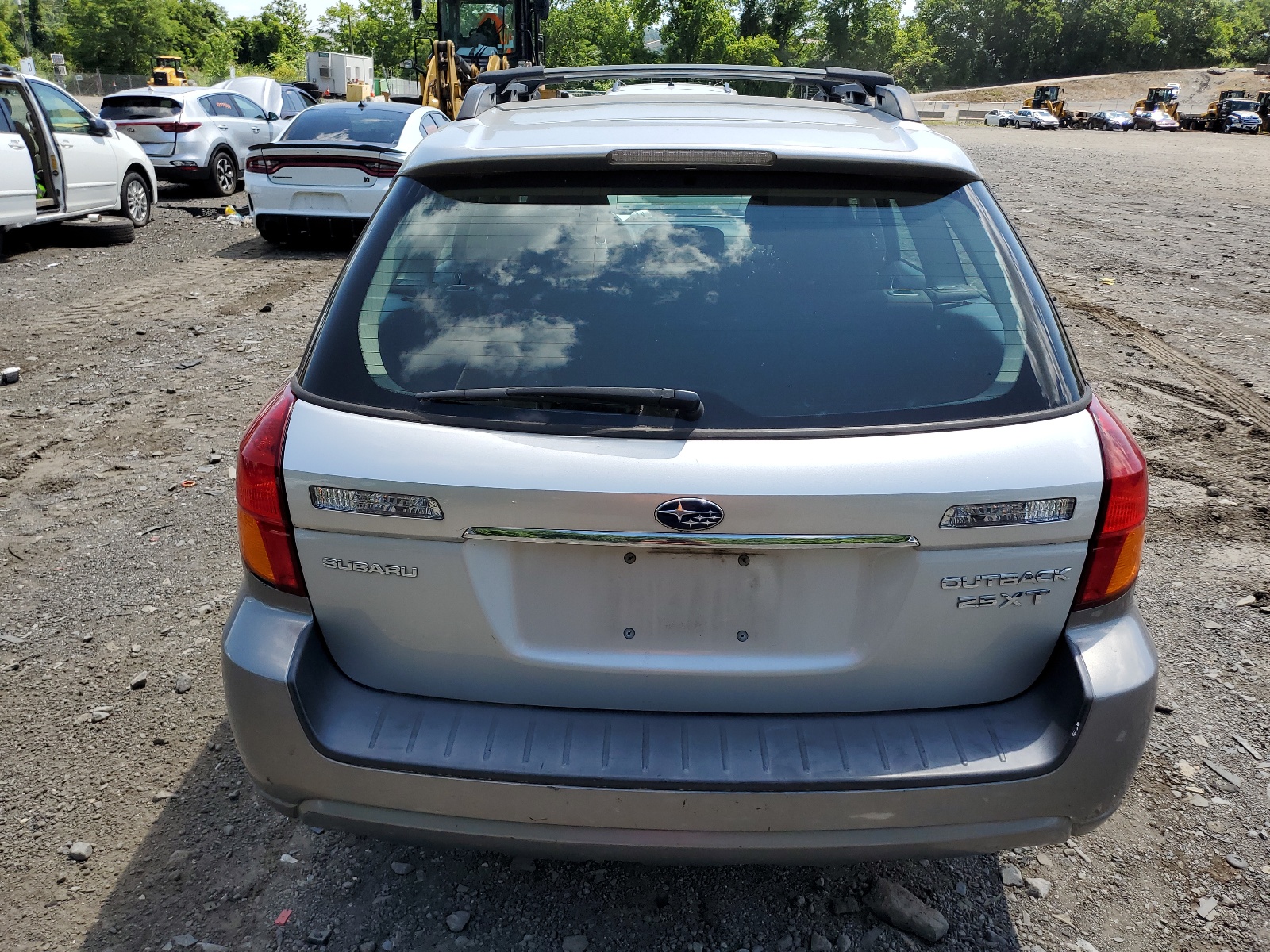 4S4BP68C454363273 2005 Subaru Legacy Outback 2.5 Xt