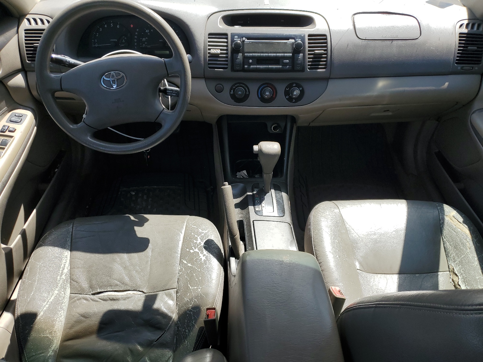 4T1BE32K63U185268 2003 Toyota Camry Le