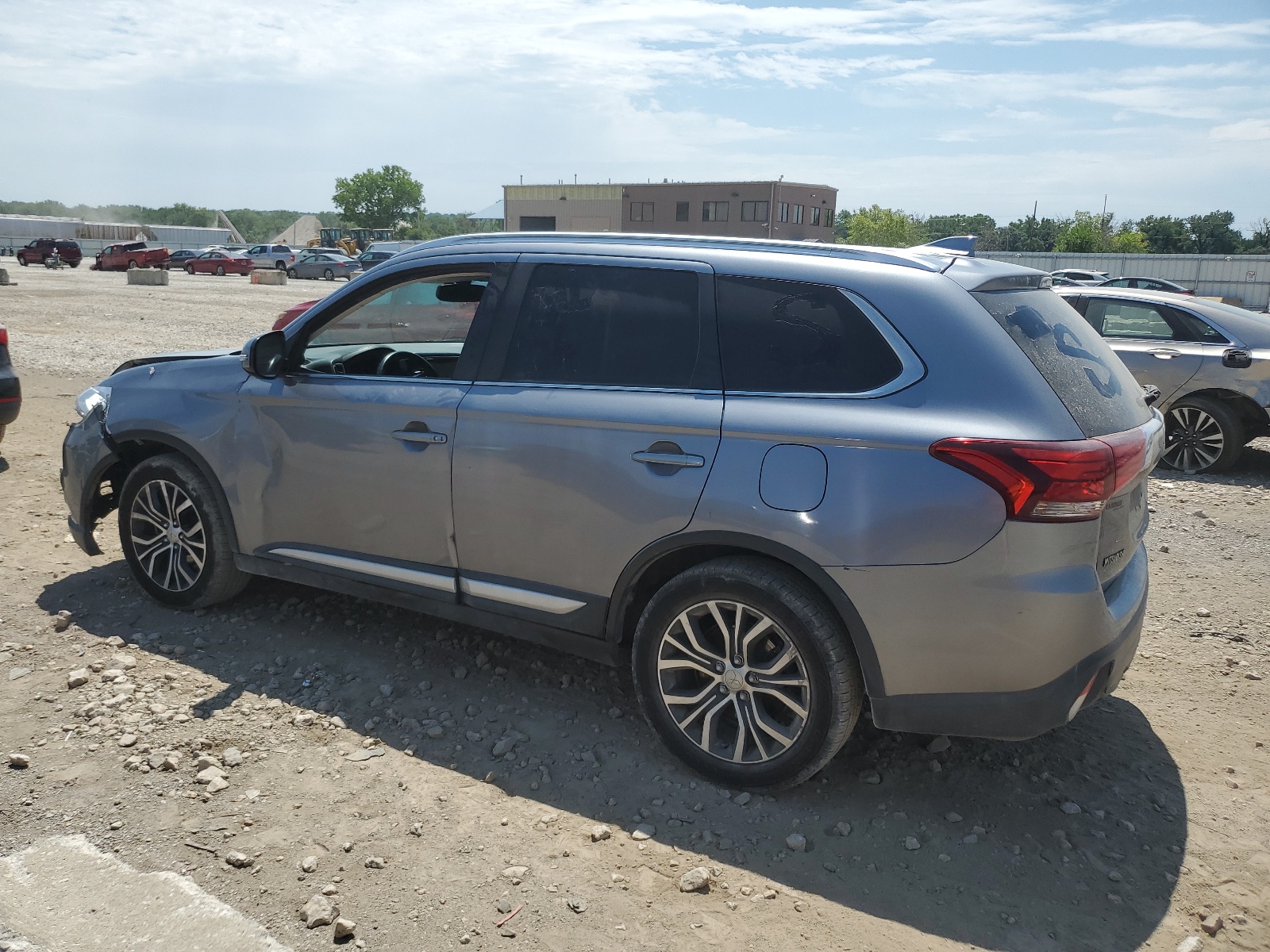 2018 Mitsubishi Outlander Se vin: JA4AZ3A3XJJ004437