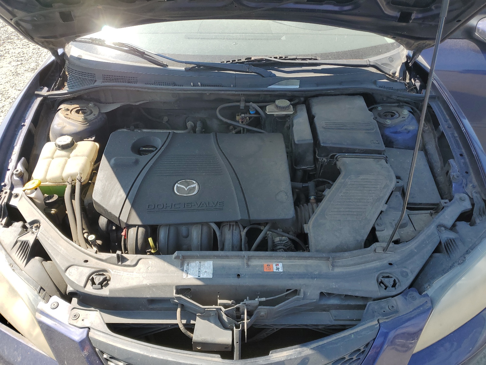 JM1BK12F641120430 2004 Mazda 3 I