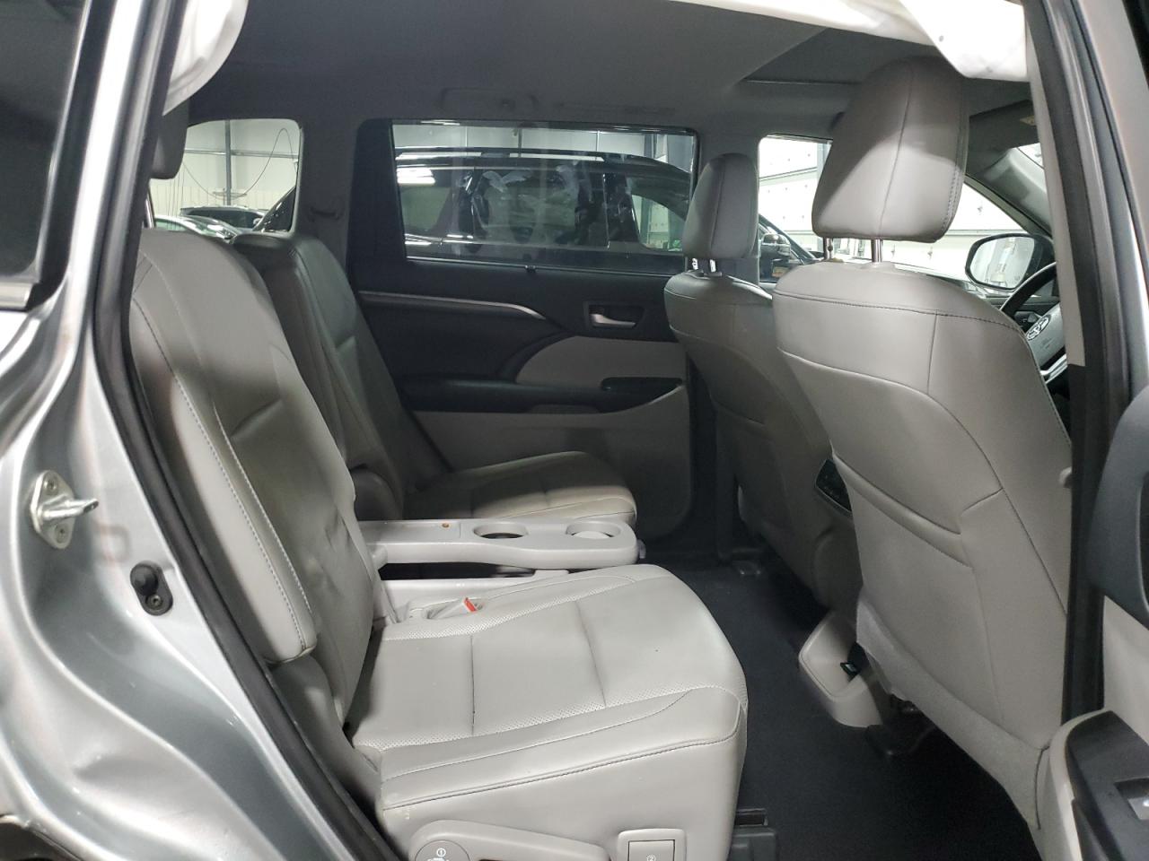 2018 Toyota Highlander Limited VIN: 5TDDZRFH3JS907834 Lot: 62742404