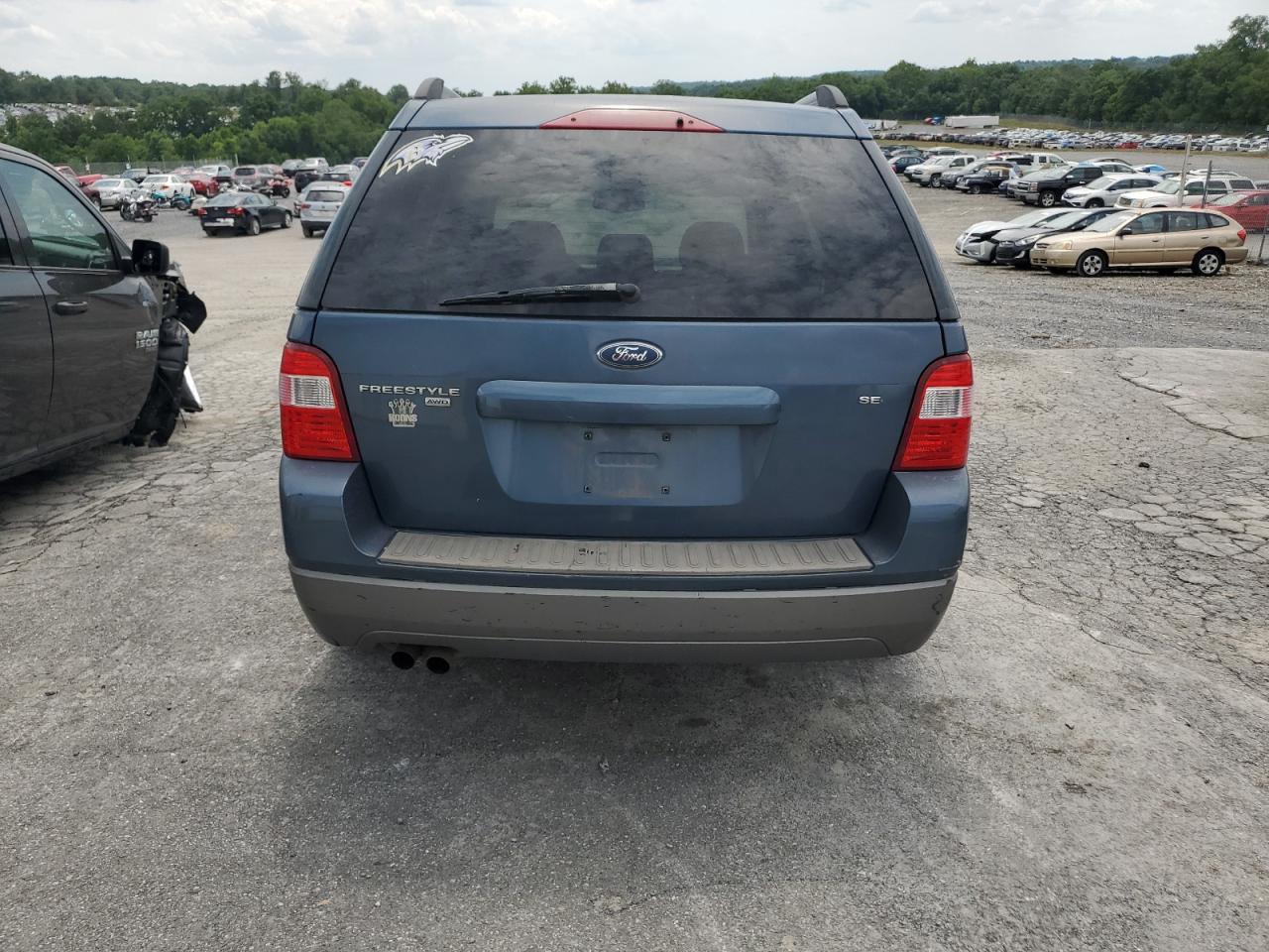 2005 Ford Freestyle Sel VIN: 1FMZK05125GA03463 Lot: 62887444