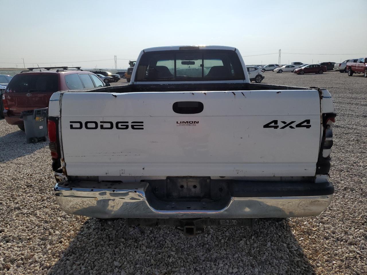 2000 Dodge Ram 2500 VIN: 1B7KF2368YJ118824 Lot: 64498044