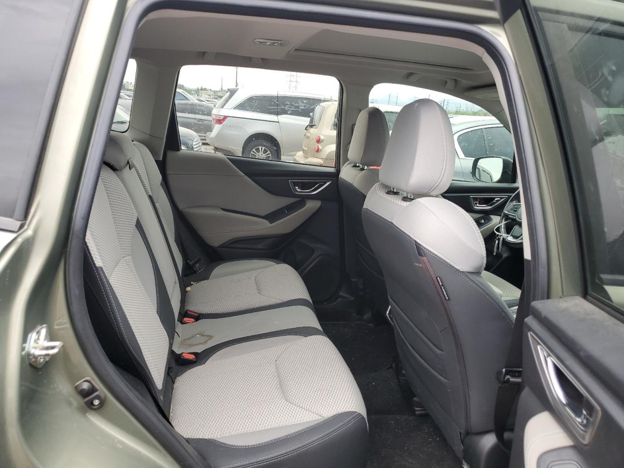 2019 Subaru Forester Premium VIN: JF2SKAGC2KH592161 Lot: 64125304