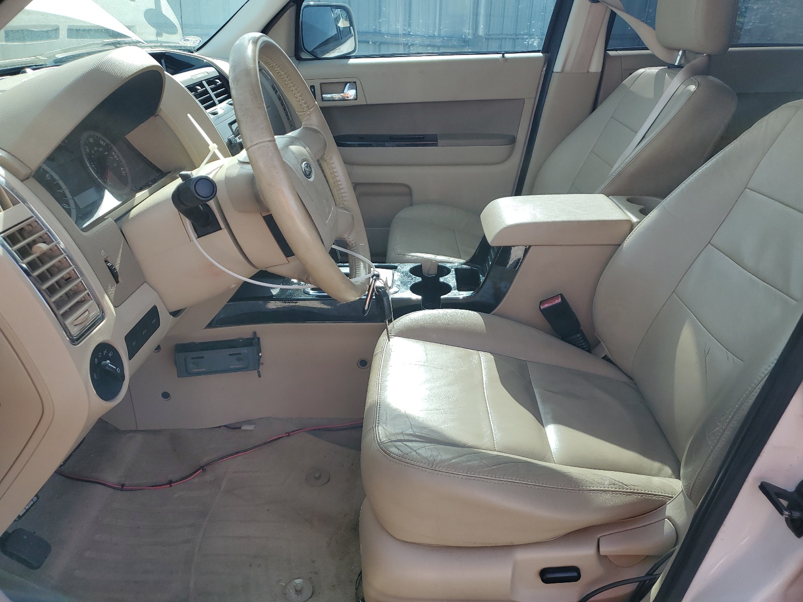 1FMCU0EG9CKC35749 2012 Ford Escape Limited