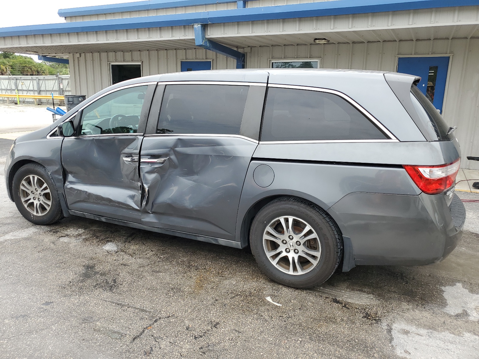 2012 Honda Odyssey Ex vin: 5FNRL5H40CB099637