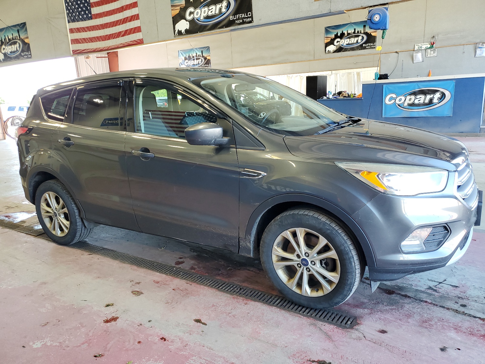 2017 Ford Escape Se vin: 1FMCU9GD7HUD17403