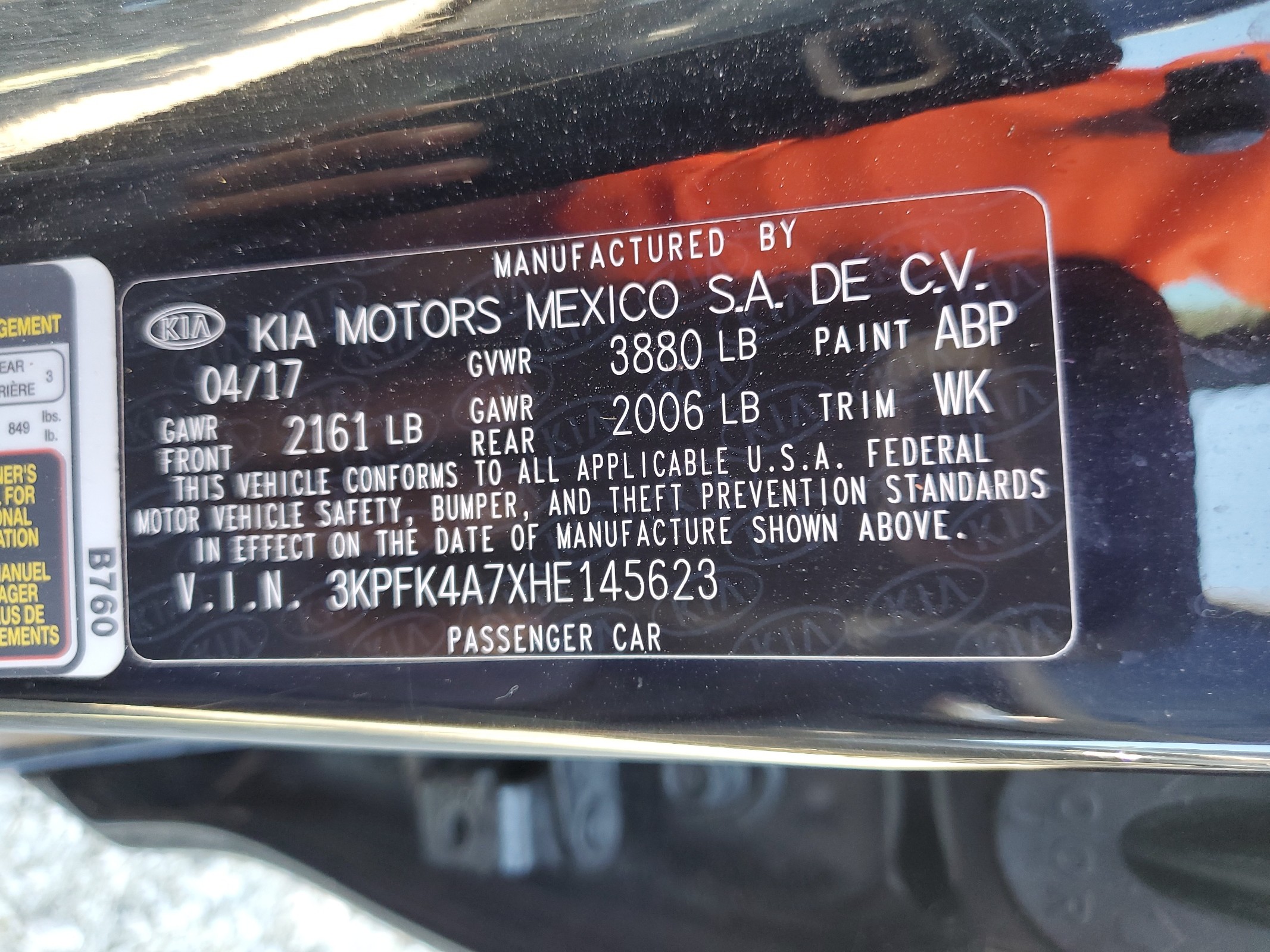 3KPFK4A7XHE145623 2017 Kia Forte Lx