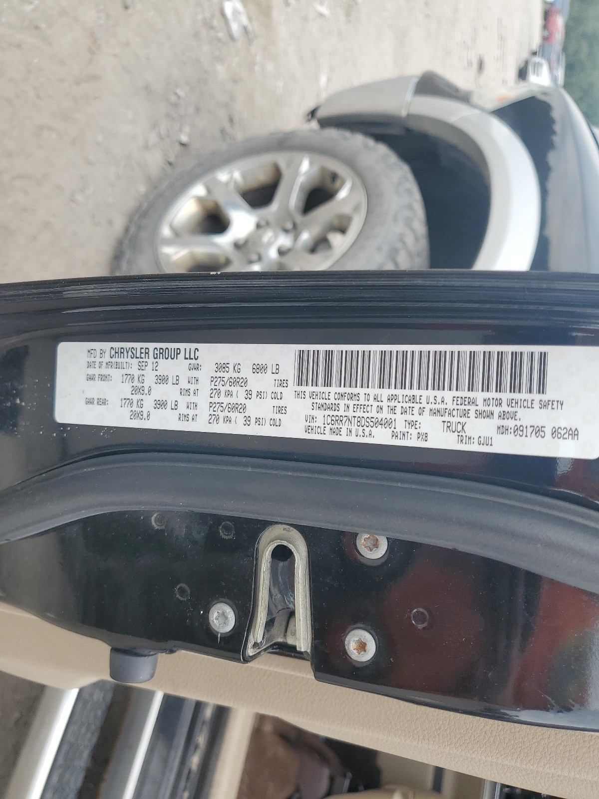 1C6RR7NT8DS504001 2013 Ram 1500 Laramie