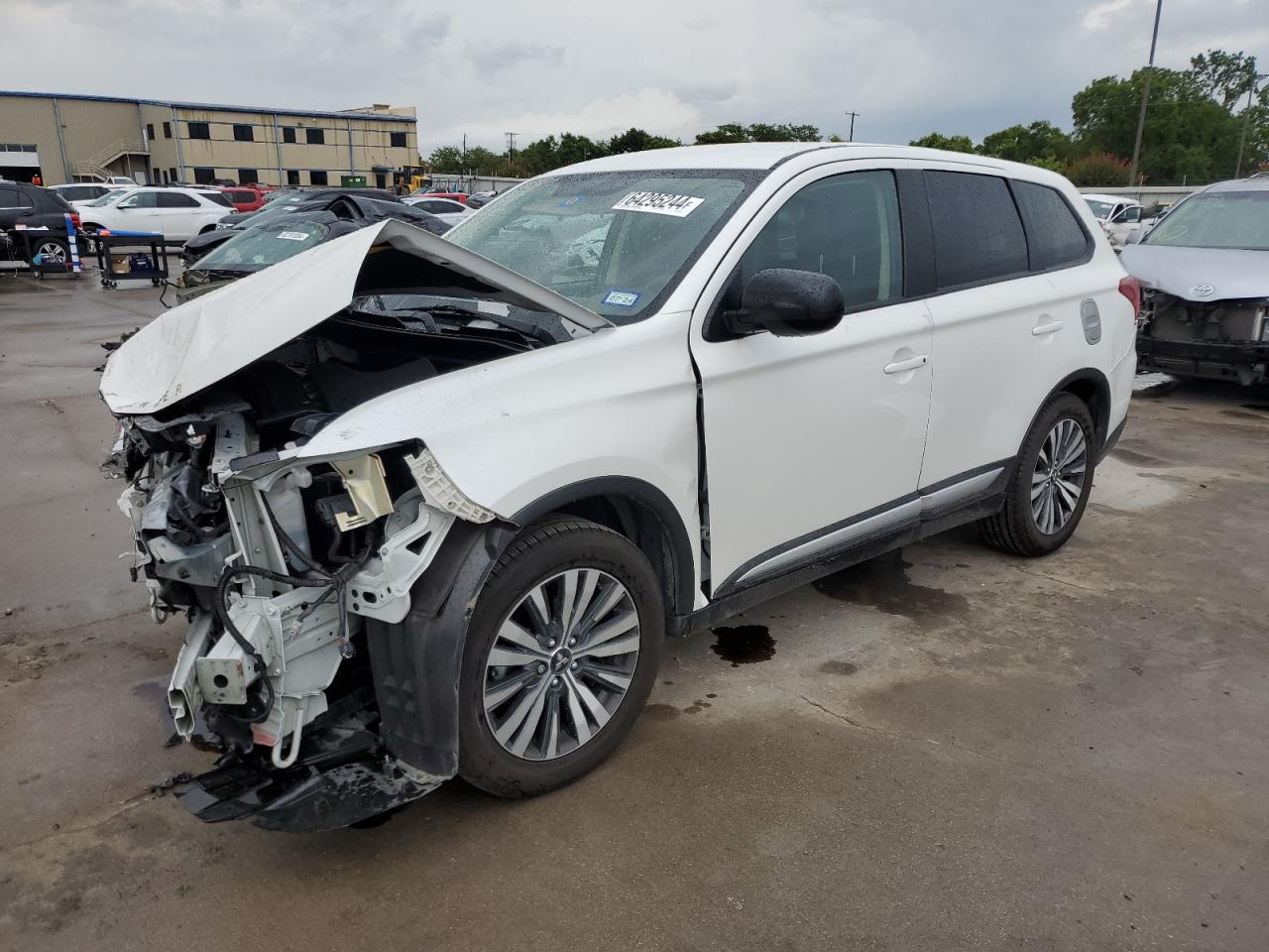 JA4AD2A37LZ011827 Mitsubishi Outlander 