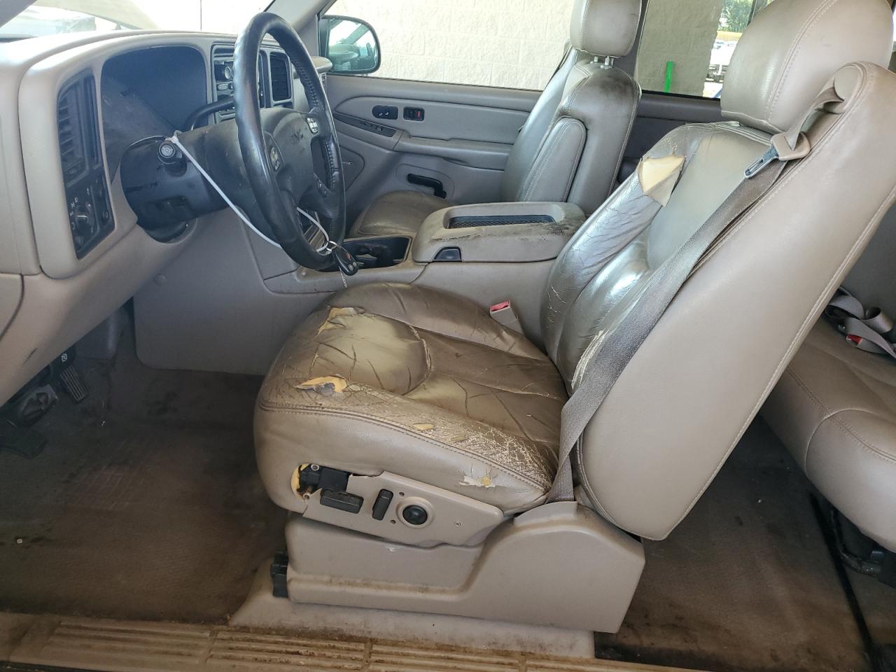 2004 GMC New Sierra C1500 VIN: 2GTEC19T341137833 Lot: 62844334