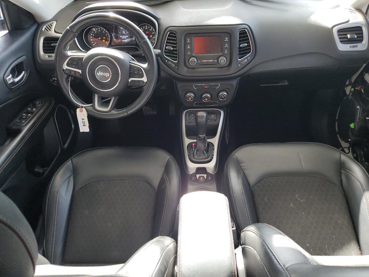 2018 Jeep Compass Latitude VIN: 3C4NJCBB0JT266626 Lot: 63382574