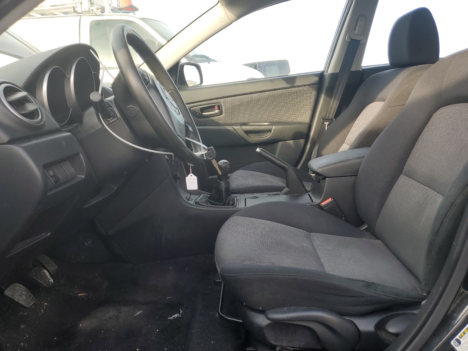 JM1BK32F371678400 2007 Mazda 3 I
