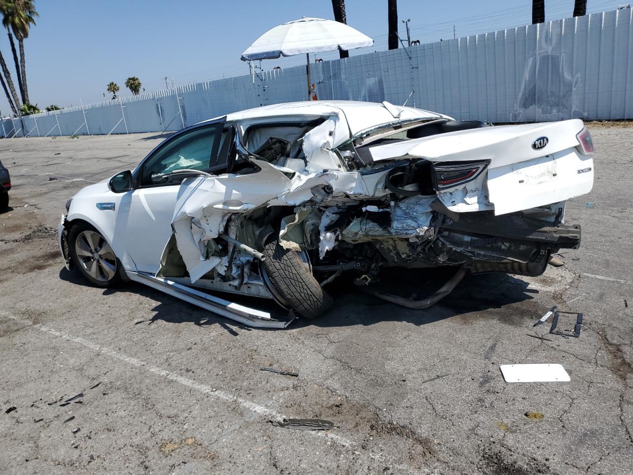 2014 Kia Optima Hybrid VIN: KNAGN4AD0E5065317 Lot: 62485254