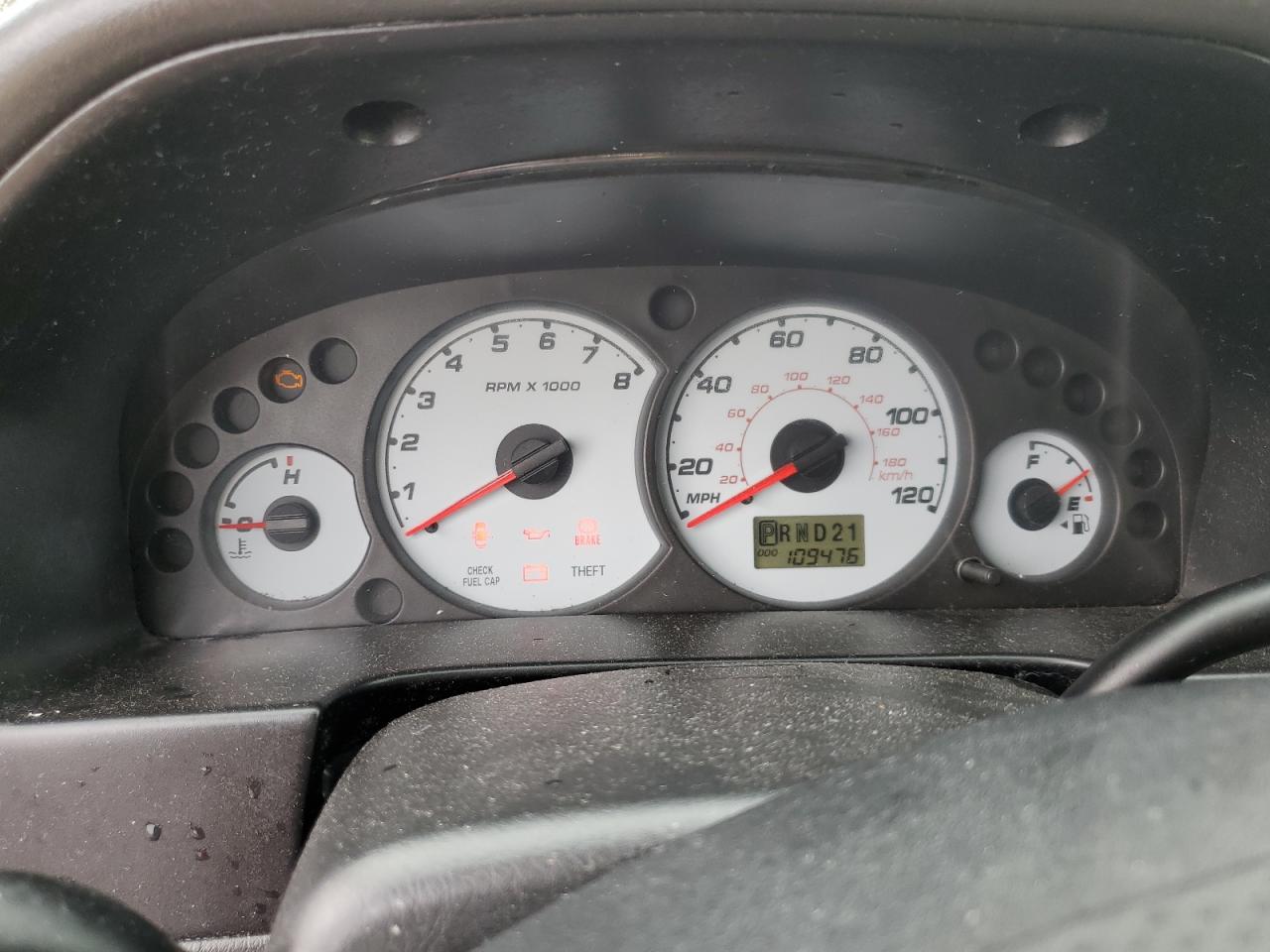 2004 Ford Escape Xlt VIN: 1FMYU03194KA98303 Lot: 63131754