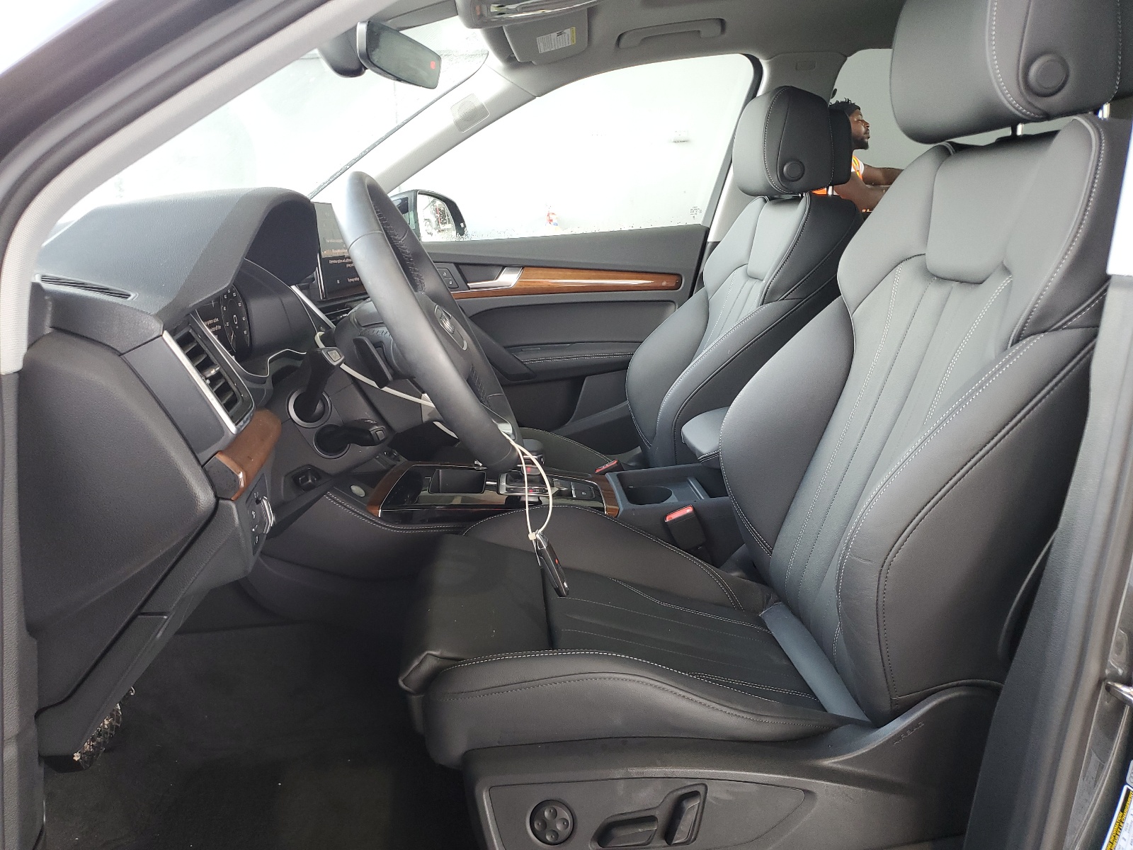 WA1E2AFY2R2072302 2024 Audi Q5 E Premium Plus 55