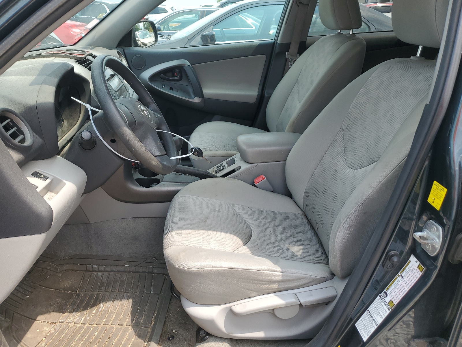 2T3JF4DV2AW027875 2010 Toyota Rav4