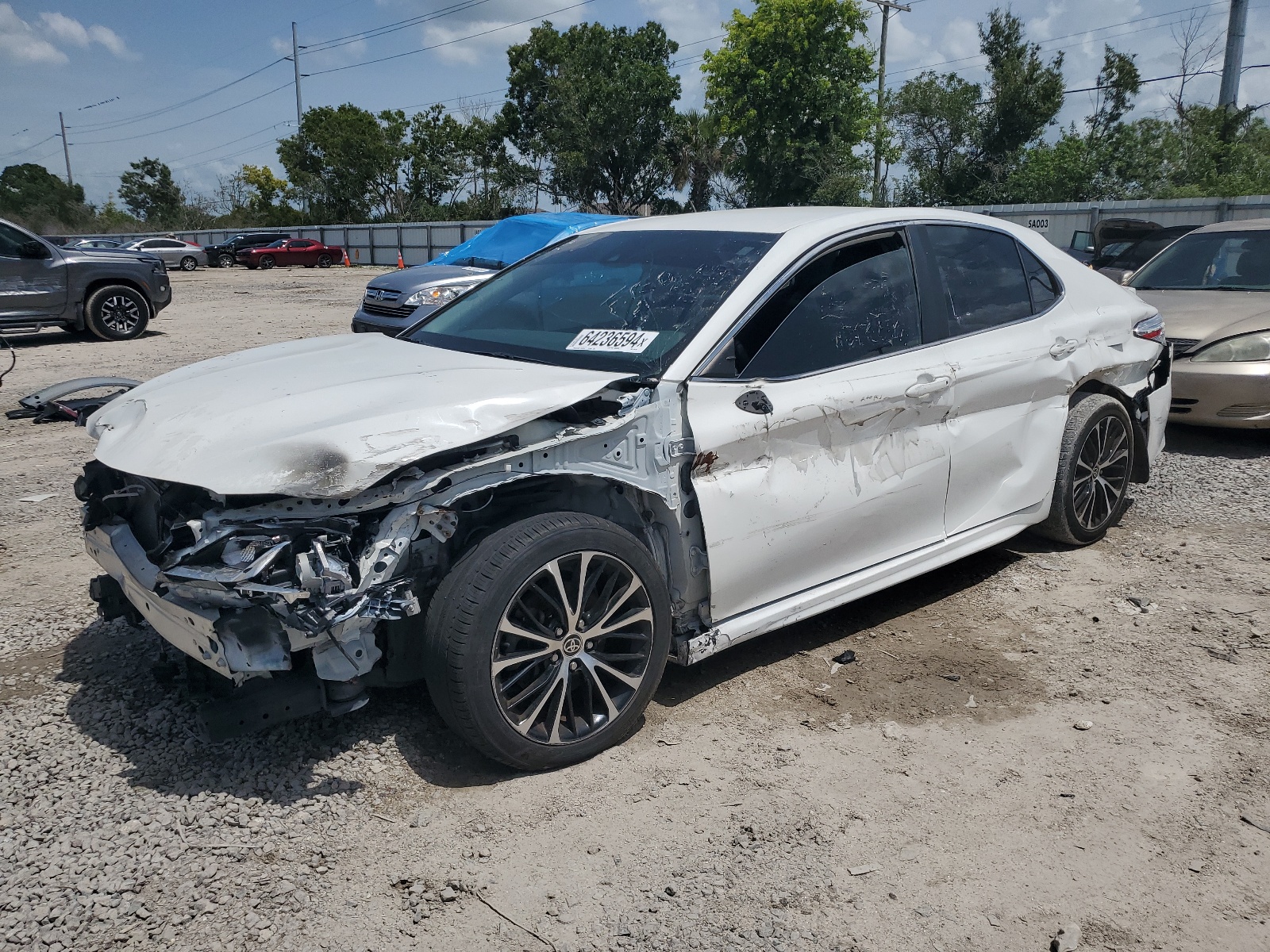 2020 Toyota Camry Se vin: 4T1G11AK6LU369150