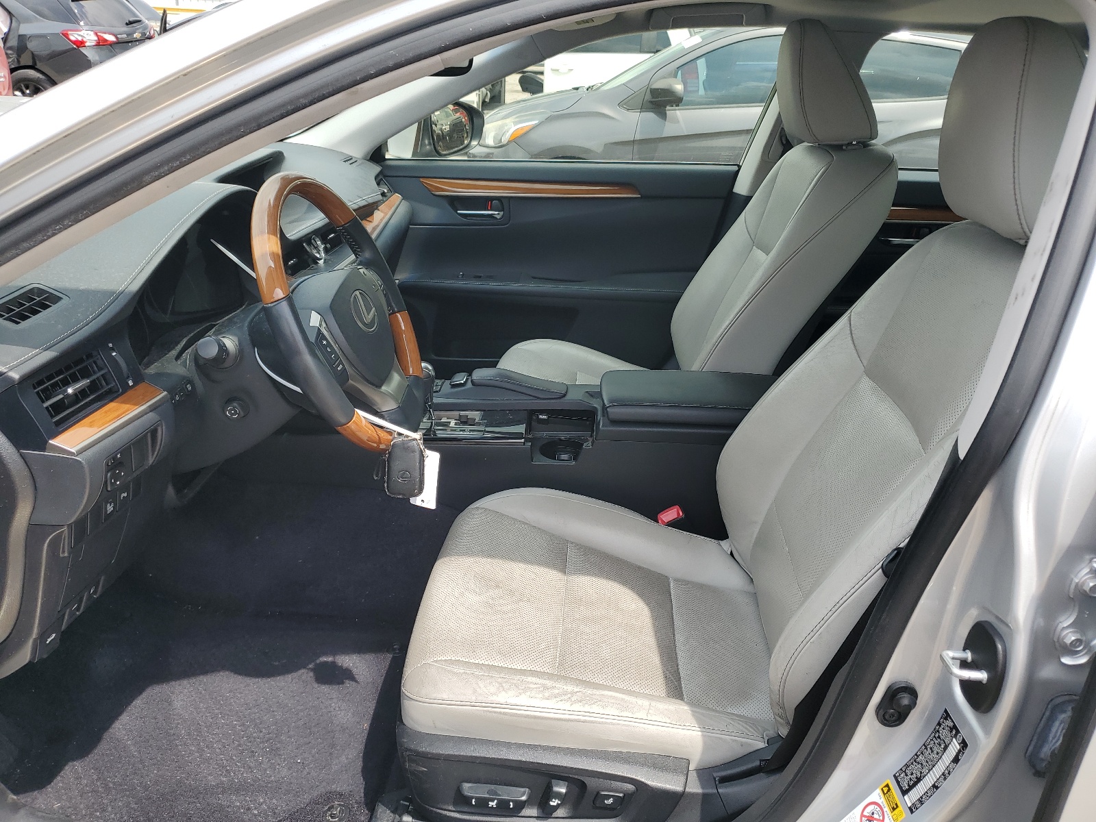 JTHBW1GG1D2032657 2013 Lexus Es 300H