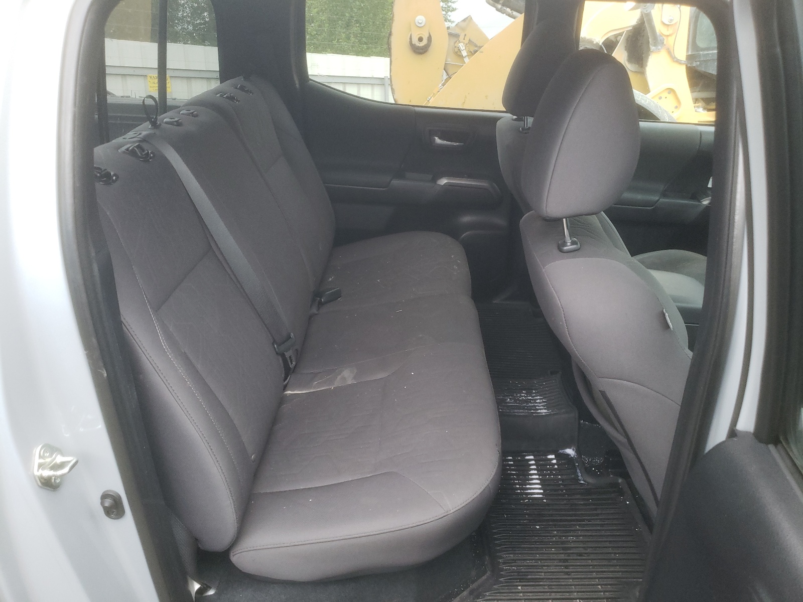 3TMDZ5BN1JM049221 2018 Toyota Tacoma Double Cab