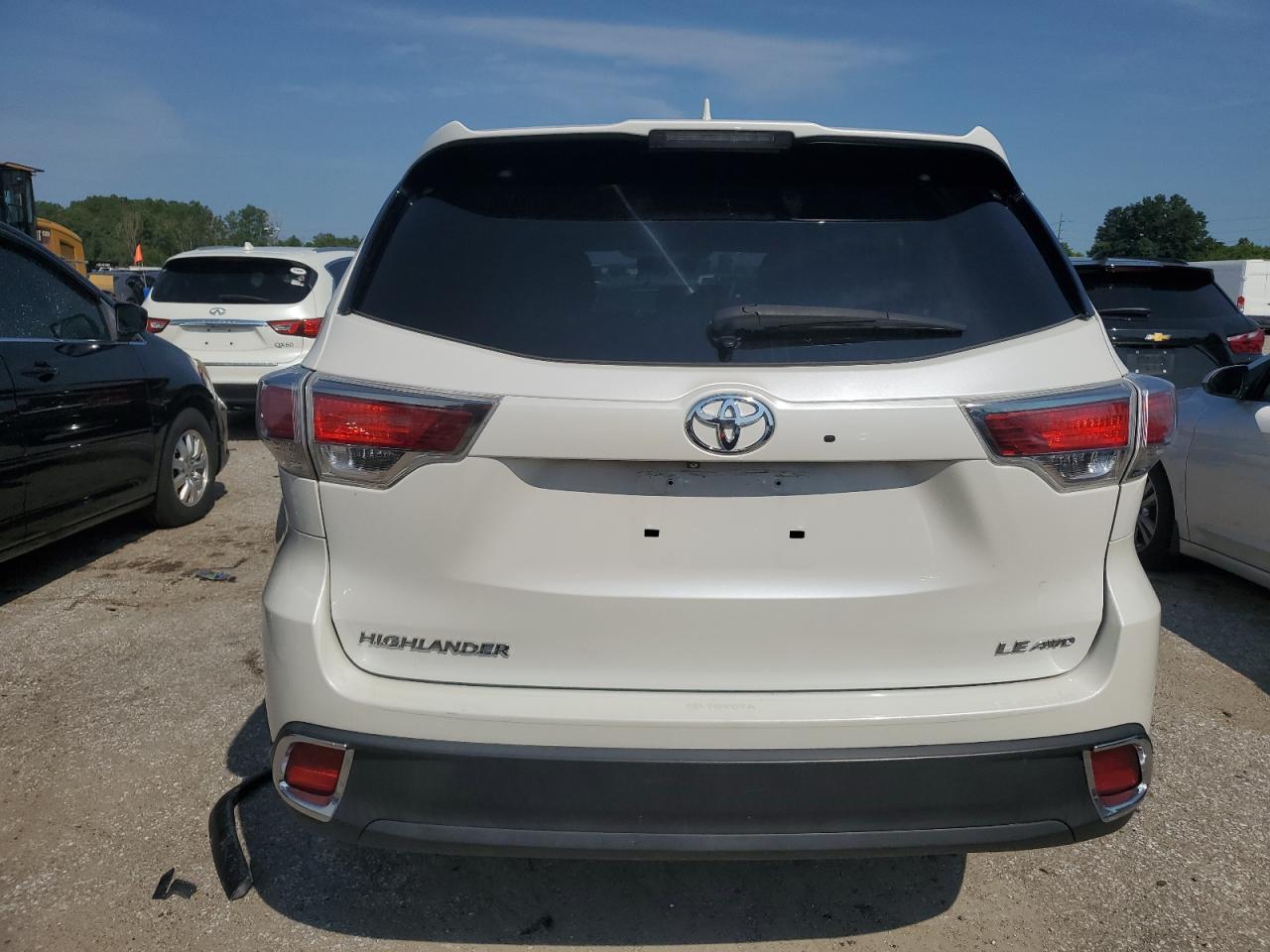 2015 Toyota Highlander Le VIN: 5TDBKRFH2FS160083 Lot: 63355104