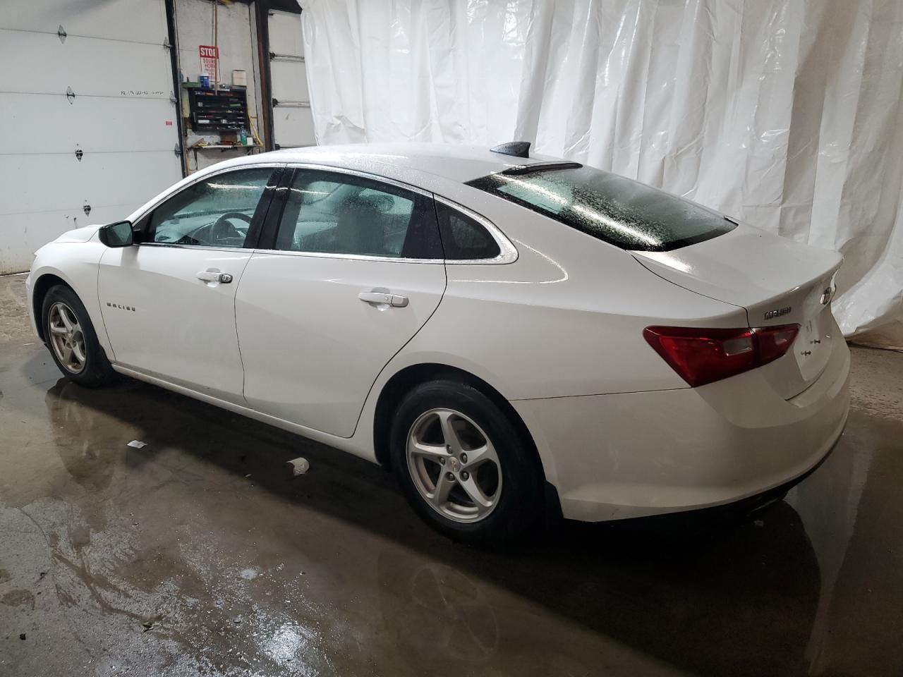 1G1ZB5ST1HF105573 2017 CHEVROLET MALIBU - Image 2