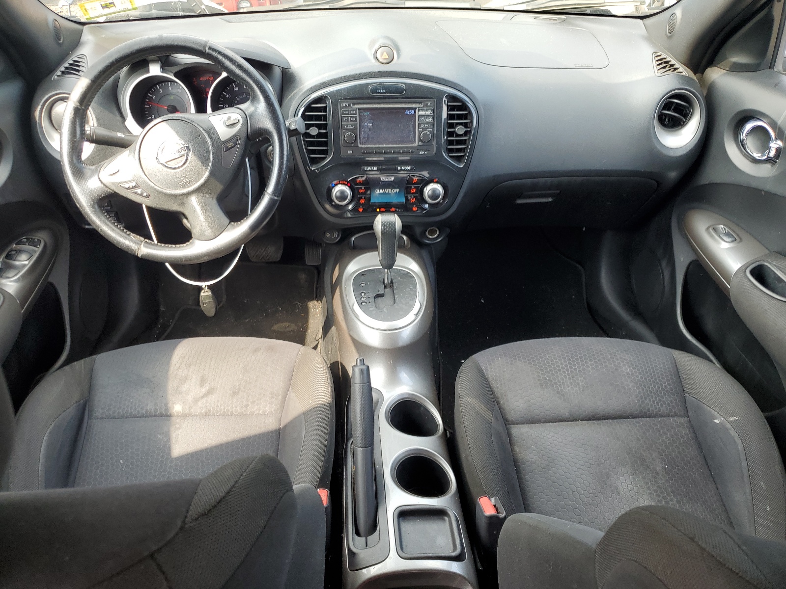 2012 Nissan Juke S vin: JN8AF5MV6CT110371