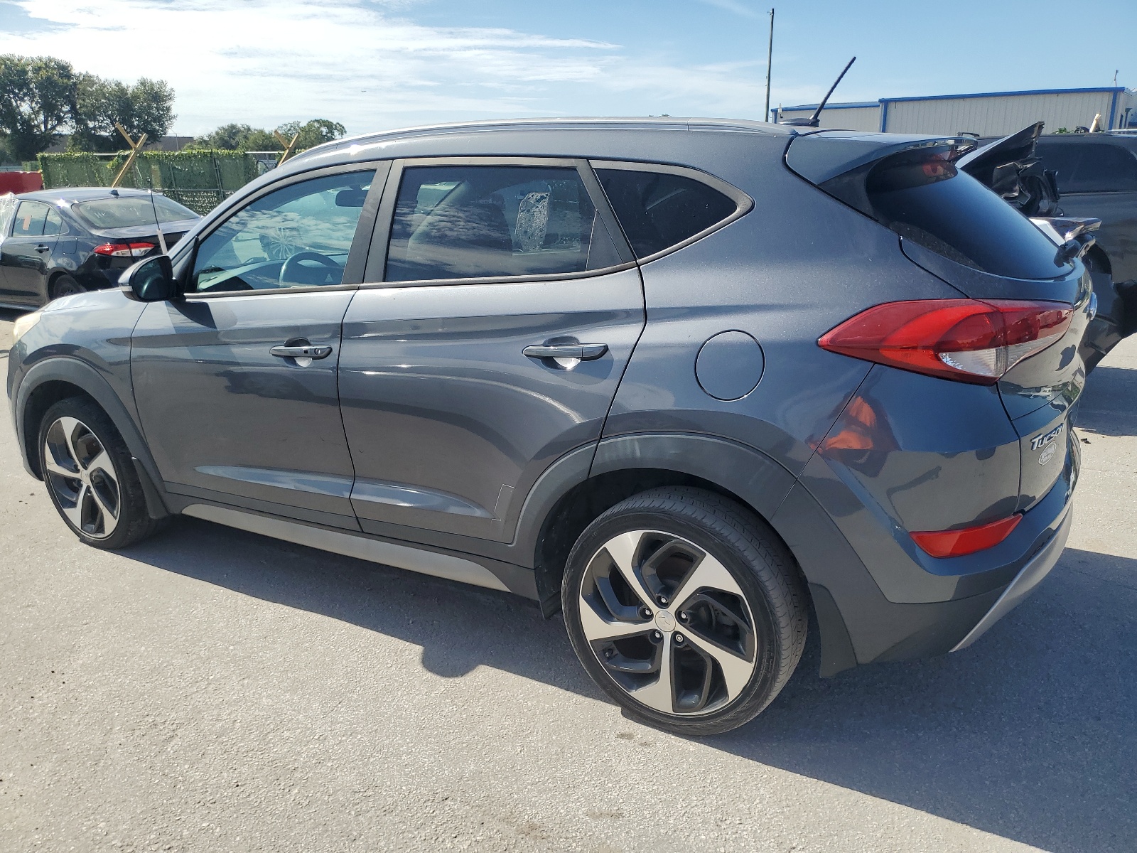 2017 Hyundai Tucson Limited vin: KM8J33A2XHU355089