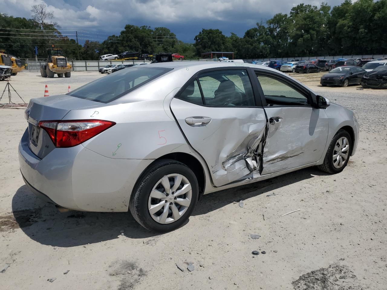 2016 Toyota Corolla L VIN: 5YFBURHE9GP455964 Lot: 64786304