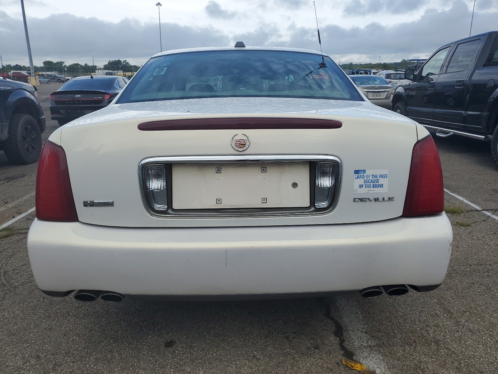 1G6KD54Y44U179090 2004 Cadillac Deville