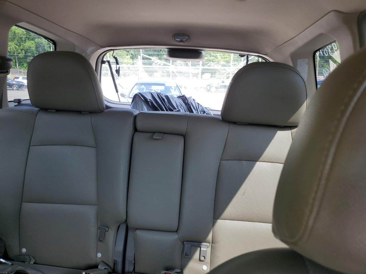 2004 Hyundai Santa Fe Gls VIN: KM8SC73E14U702046 Lot: 64780814