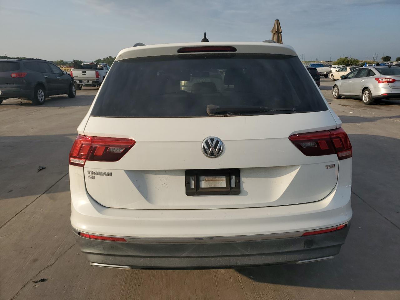 2018 Volkswagen Tiguan Se VIN: 3VV3B7AX9JM034174 Lot: 63903774
