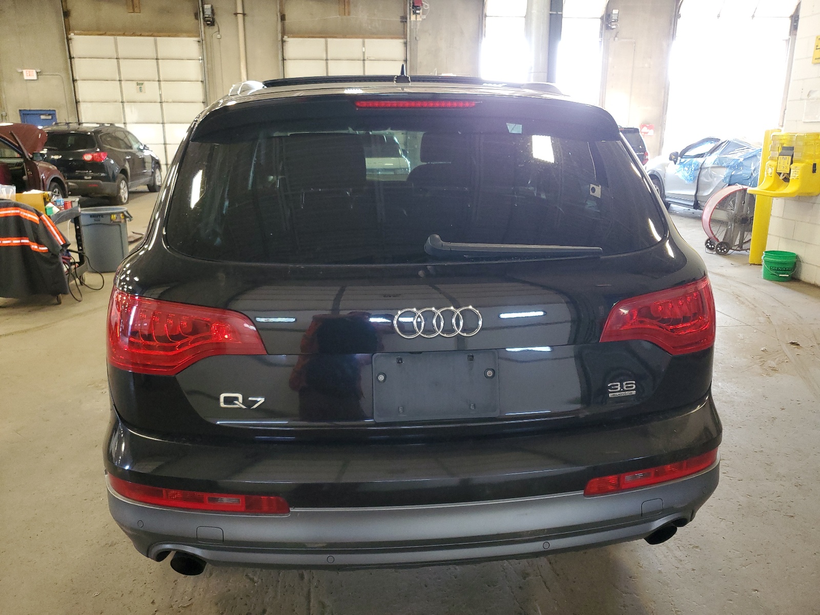 WA1LYAFE3AD006412 2010 Audi Q7 Premium Plus