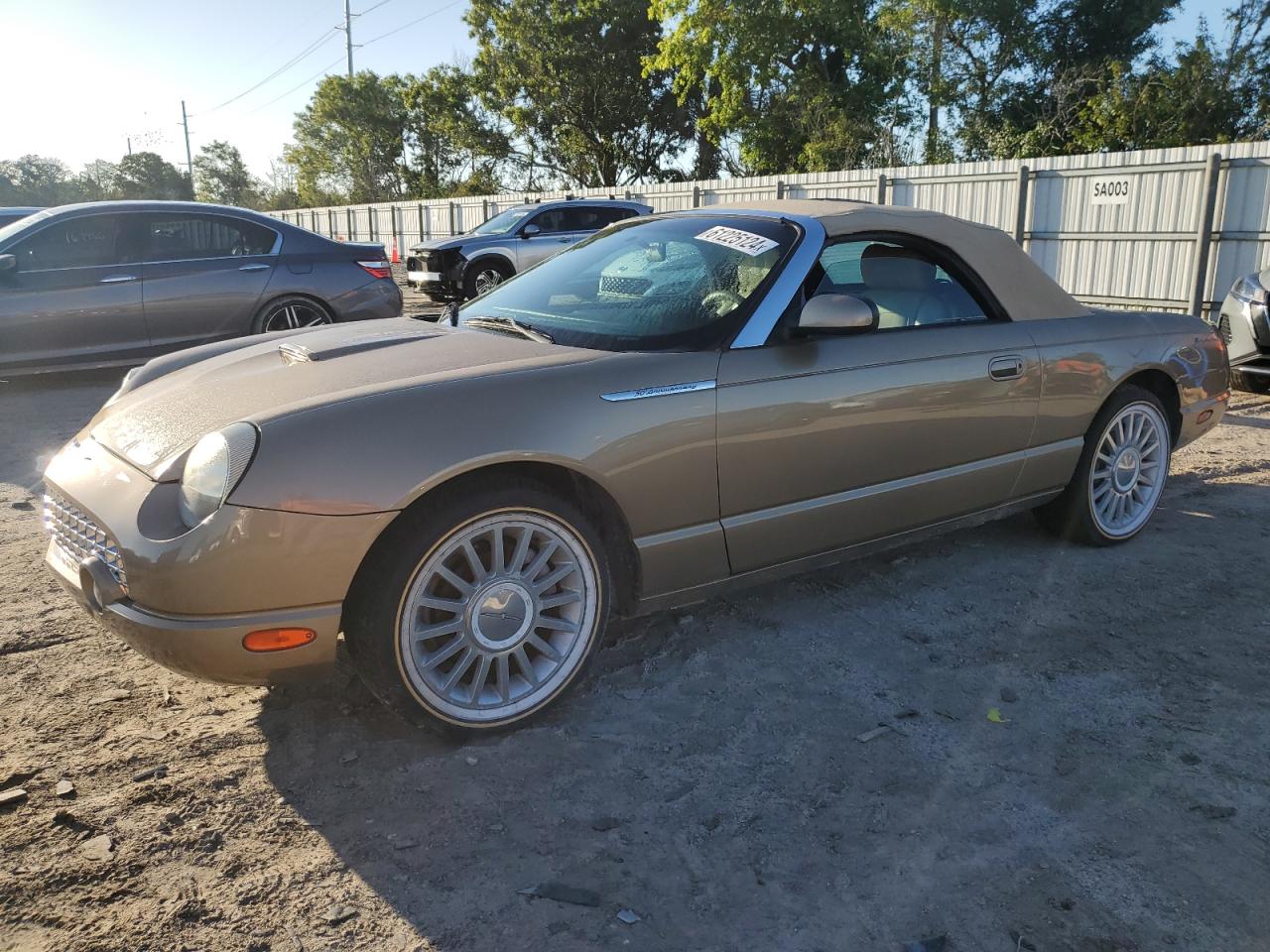 2005 Ford Thunderbird VIN: 1FAHP60A15Y102478 Lot: 61225124